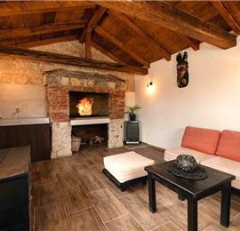 2 bedroom villa with pool near Skradin, sleeps 5
